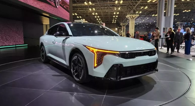 Kia K4 2025